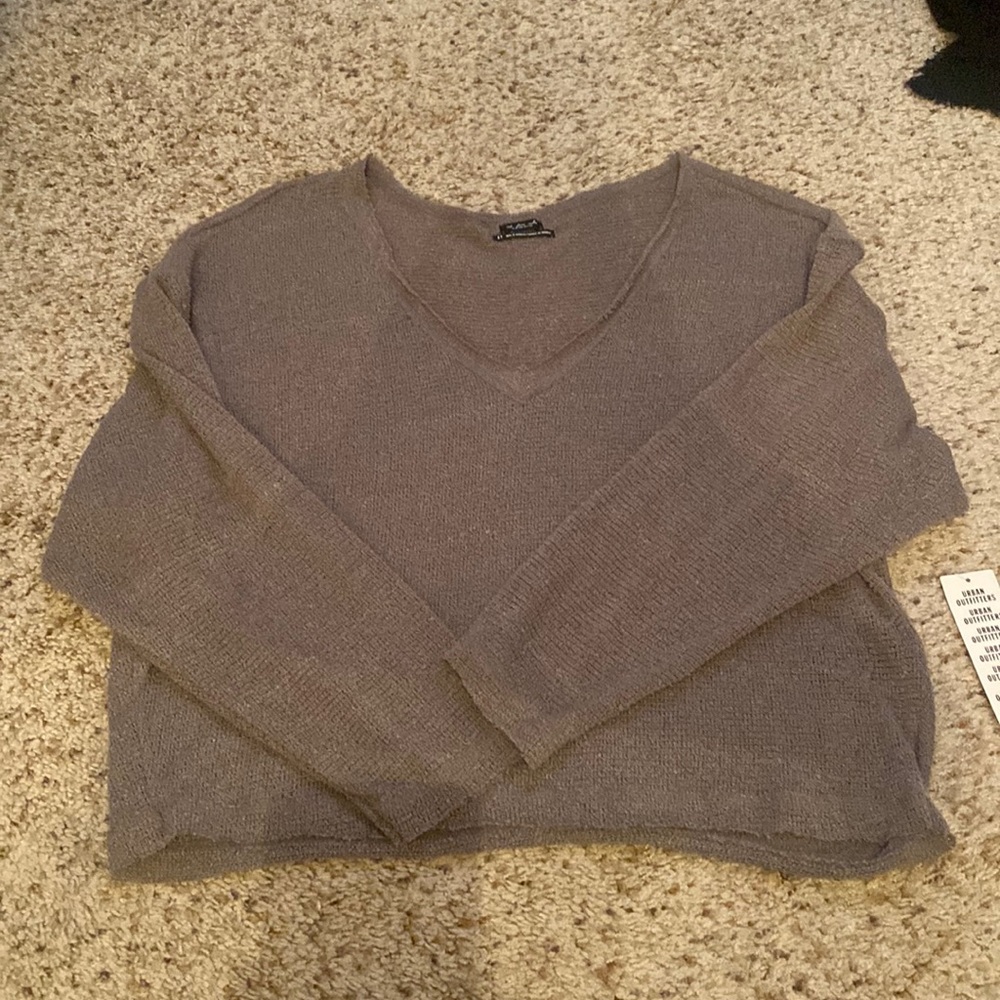 Urban Outfitters Slouchy Light Knit V Neck Top (Size Small) Gray